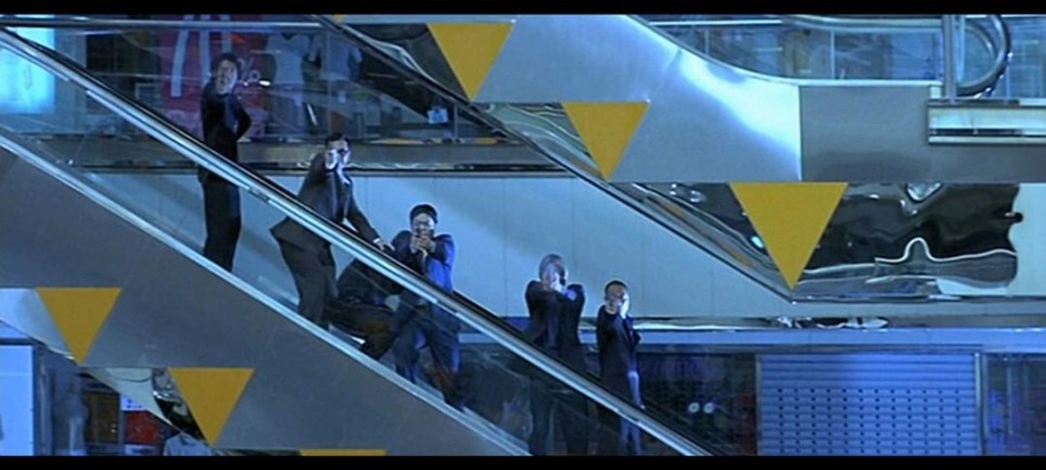 冰冷规则下的兄弟情谊